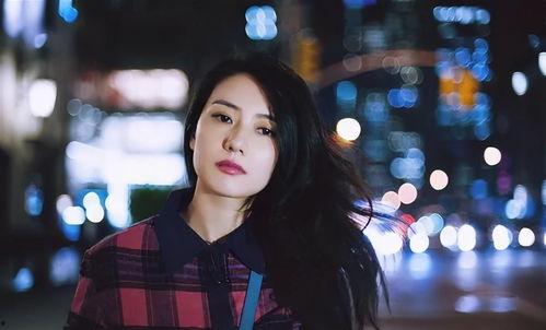 明星网红评价繁花,明星网红热议的时尚潮流新宠