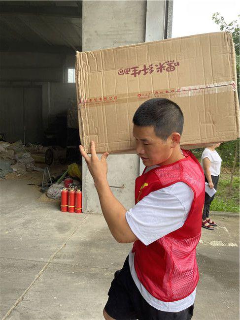 抗洪支援明星网红,明星网红携手助力，共筑防洪救灾新篇章