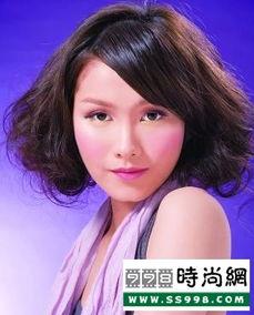 谁是明星网红歌手,揭秘明星网红歌手的璀璨人生