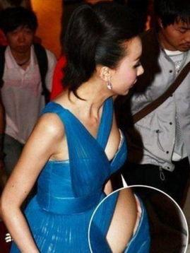 明星网红走光瞬间,揭秘明星网红走光惊魂一幕