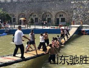 明星网红摇摆桥,明星与粉丝共舞的惊险魅力