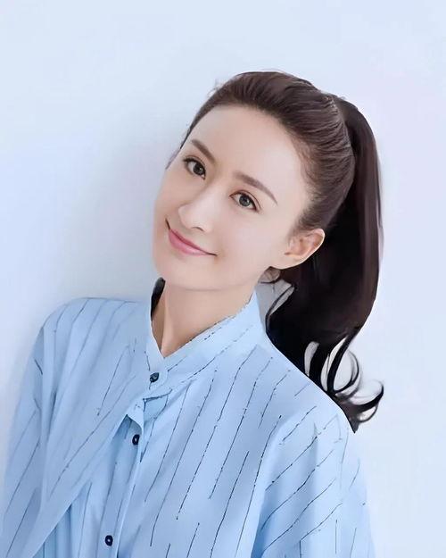 承德的明星网红,揭秘承德明星网红的时尚足迹