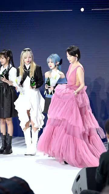 明星网红同台唱,网红明星同台献声，音乐盛宴即将开启