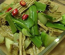 黑腐竹炒瓜脯怎么做的吃,黑腐竹炒瓜脯的制作秘诀