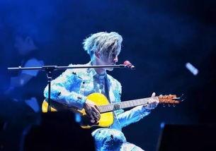 薛之谦演唱会吃瓜 黑料,揭秘幕后黑料与吃瓜热议