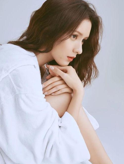 明星网红和模特,明星网红与模特的时尚跨界传奇