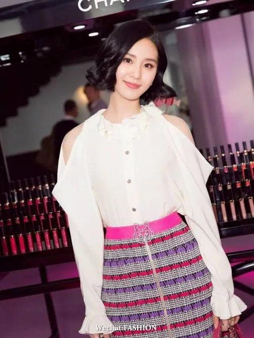 明星网红穿短裙,明星网红演绎夏日时尚风采