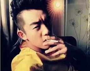 明星网红抽烟吗