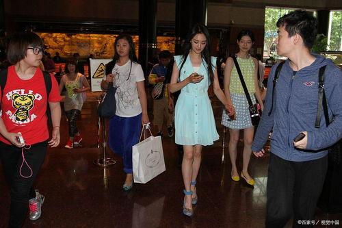 明星网红主动补税,自律与责任共筑行业新风尚