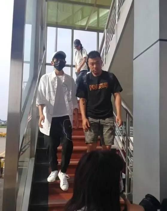 蓬莱偶遇明星网红,明星网红的意外惊喜瞬间